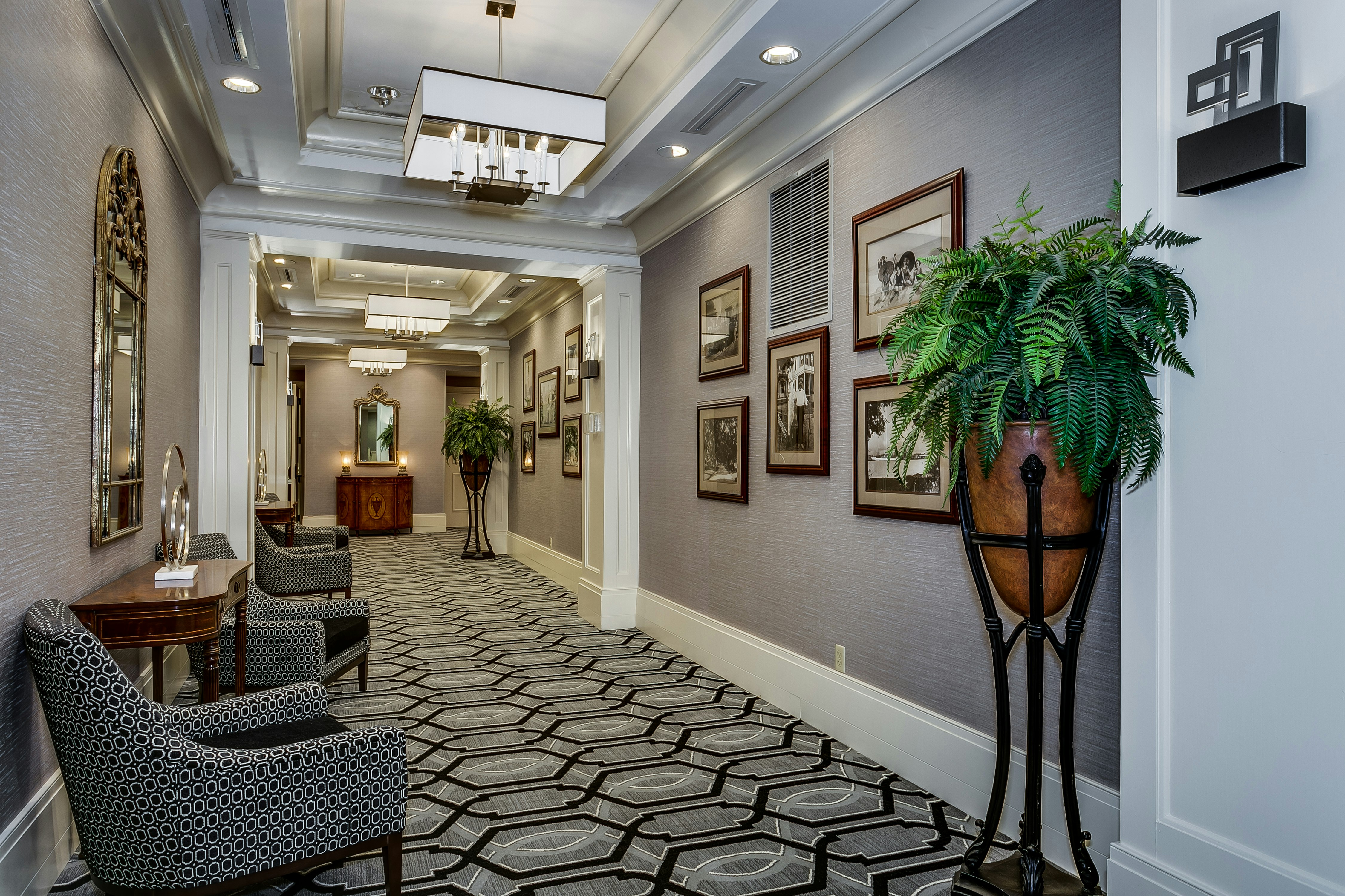 Hampton Inn & Suites Mobile- Downtown Historic District 31/56