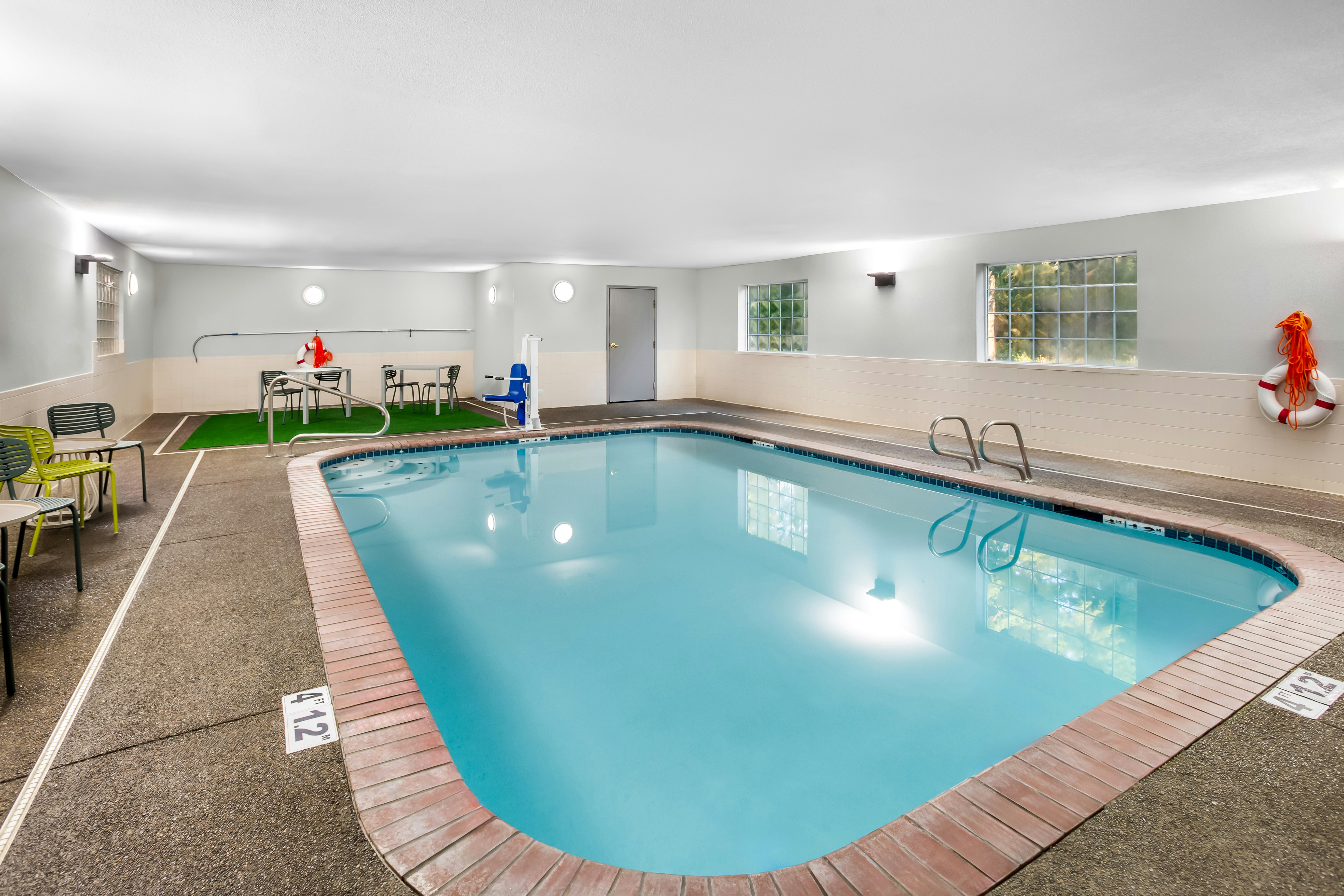 Spark by Hilton Tumwater 28/50