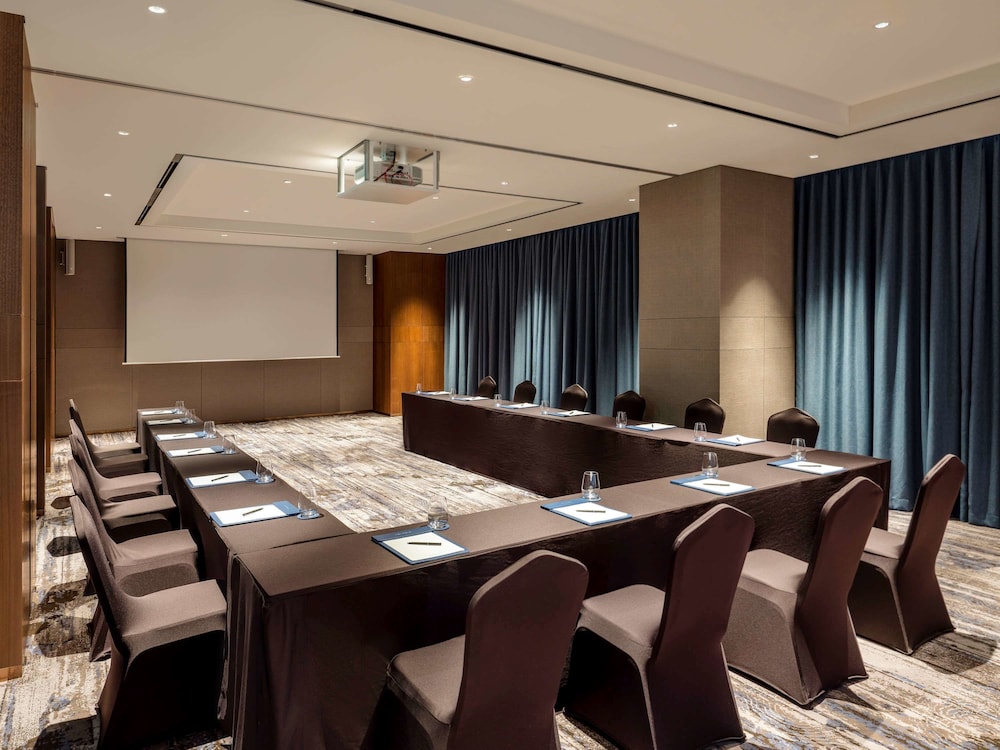Ibis Styles Ambassador Seoul Yongsan 64/70