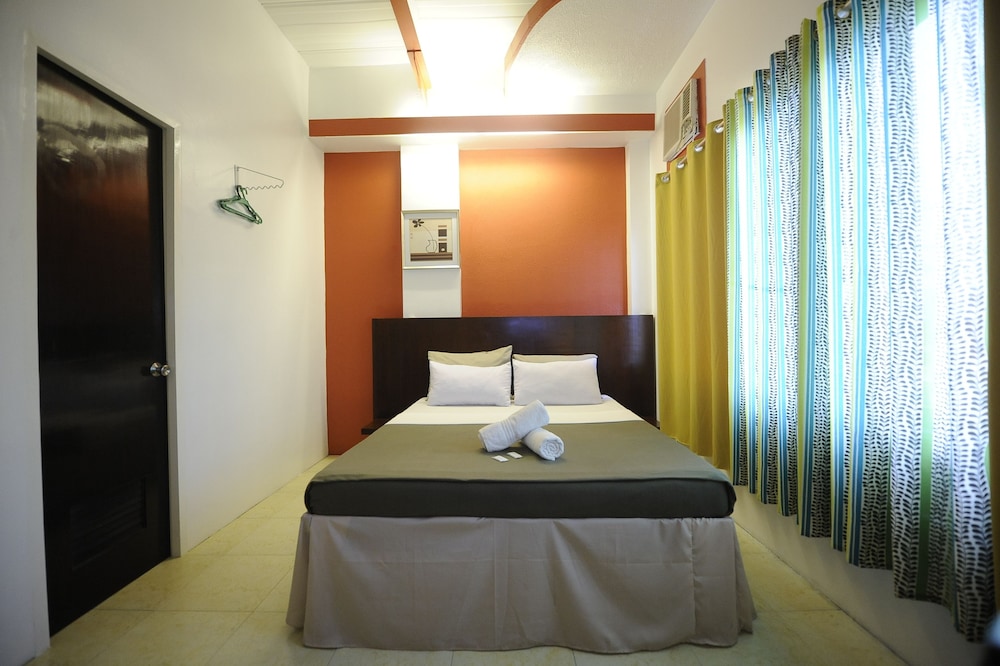 First Pacific Inn 21/59
