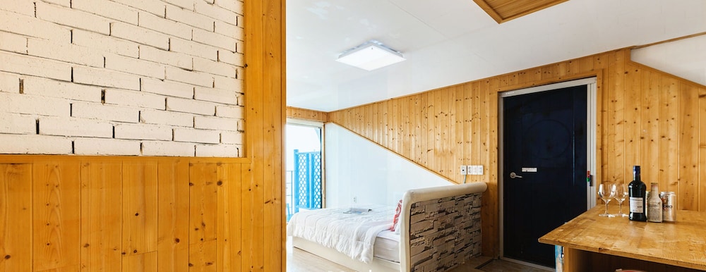 Namhae Santorini N Pension 24/50