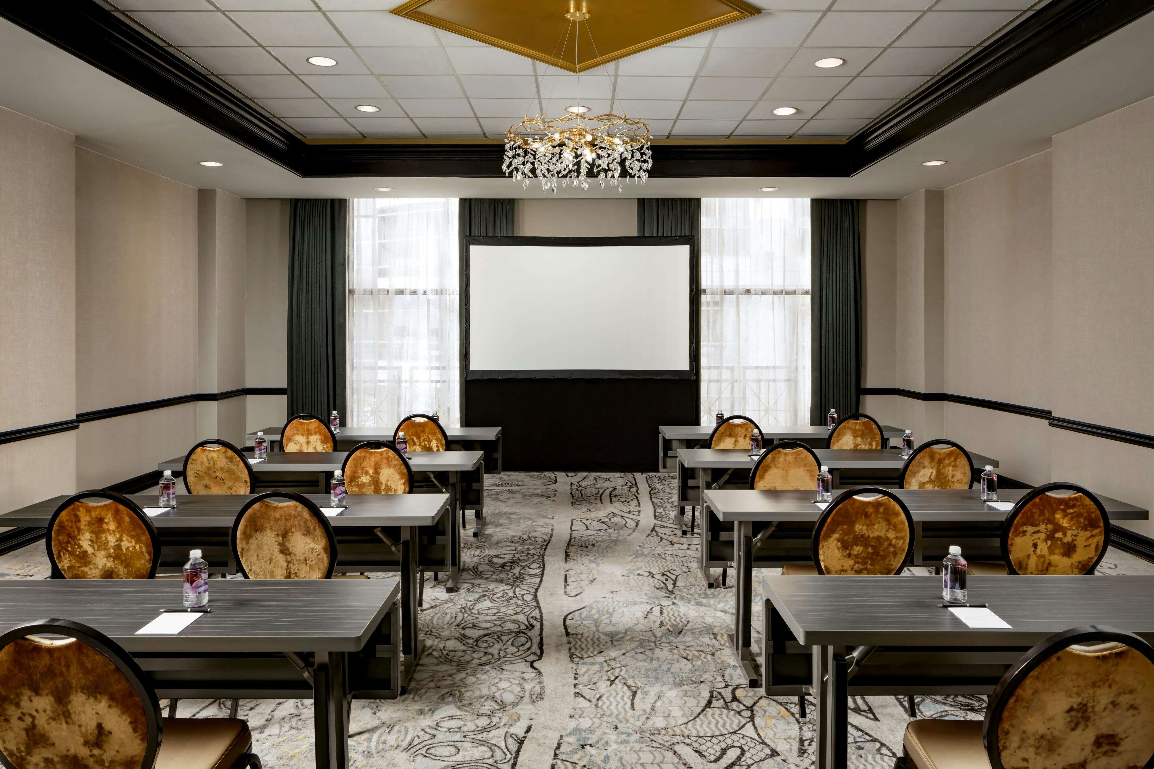 Grand Bohemian Hotel Orlando Autograph Collection 32/34