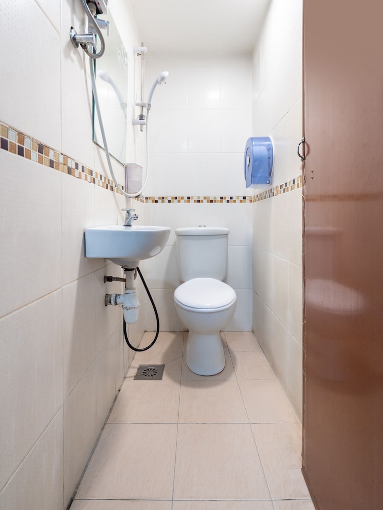 OYO 89717 Budget Star Hotel 28/32
