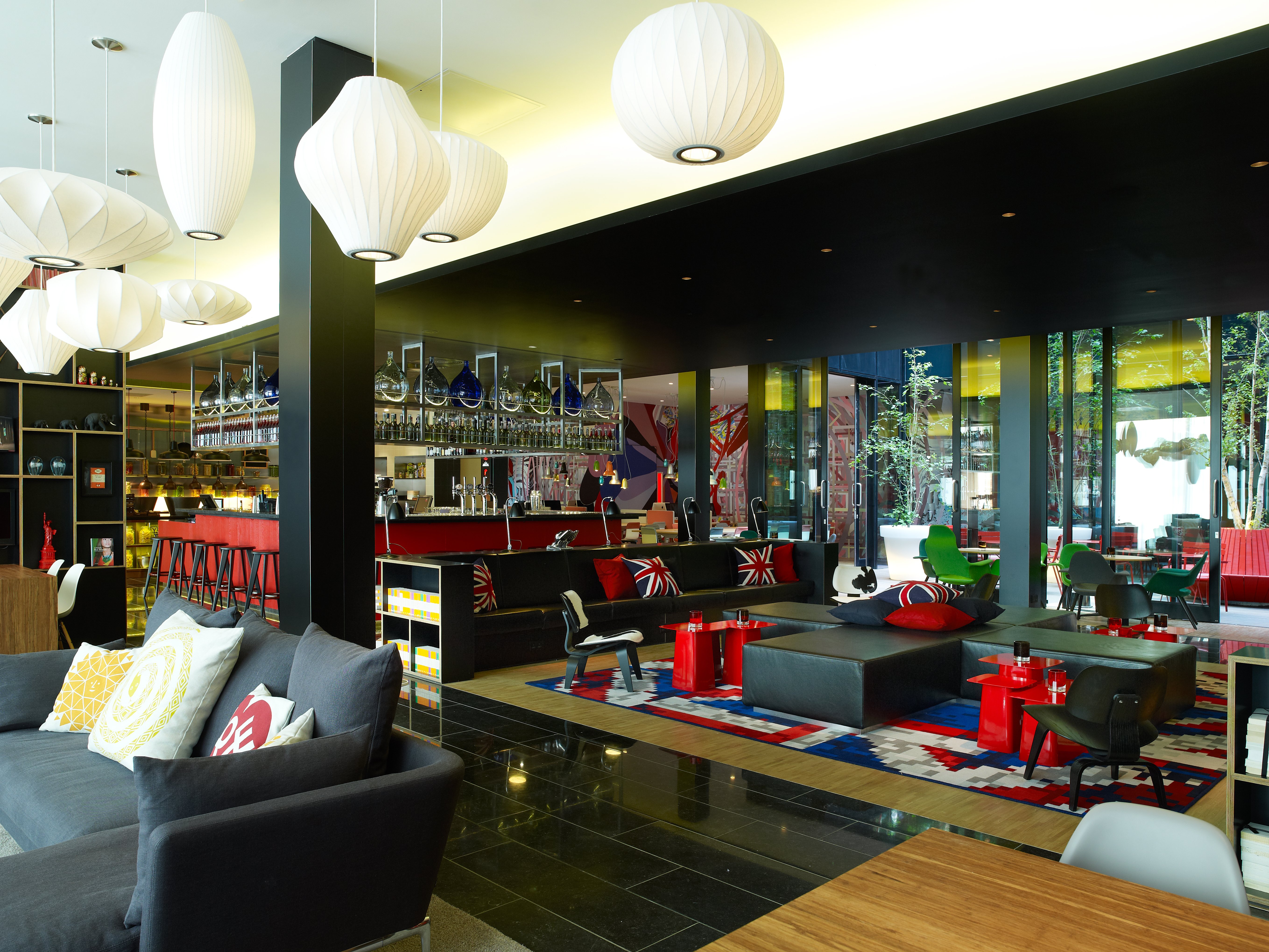 citizenM London Bankside 12/32
