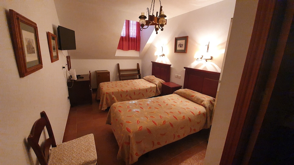 Coso Viejo Hotel 50/61