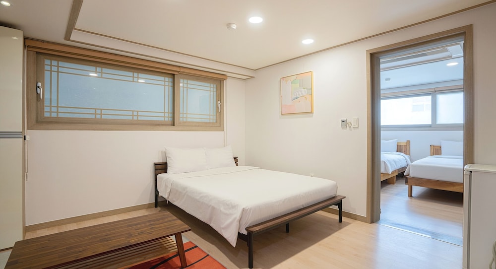 J2 Family Hotel Jeju 20/32