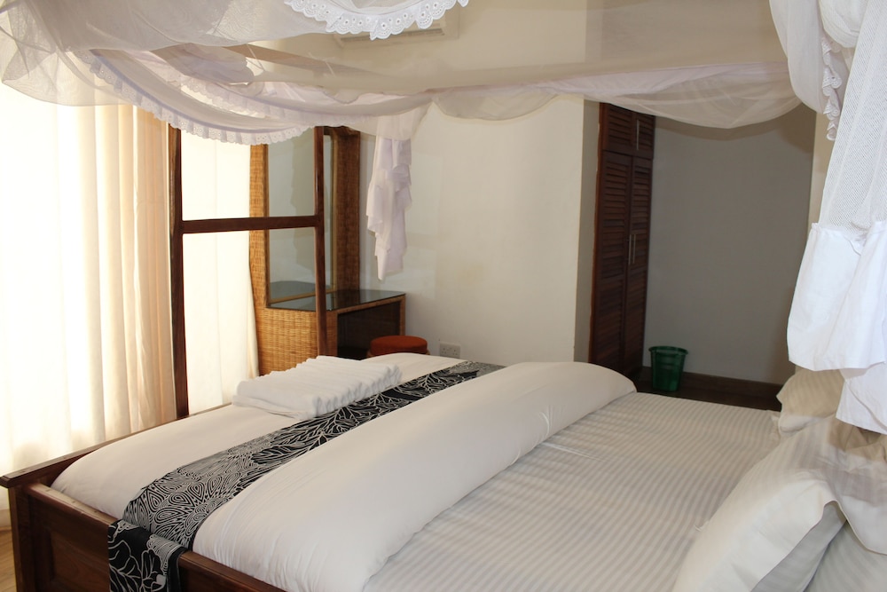 Villa Dahl Beach Resort 11/50