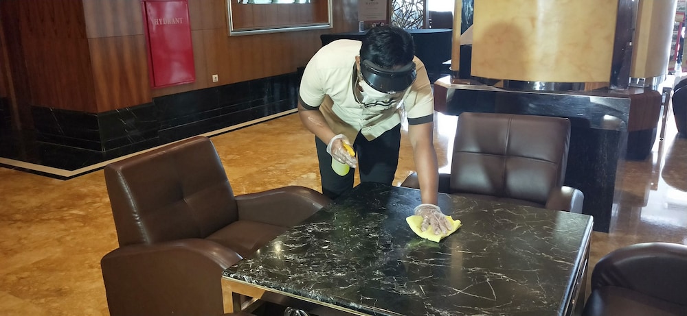 SWISS-BELHOTEL MALEOSAN MANADO 36/67