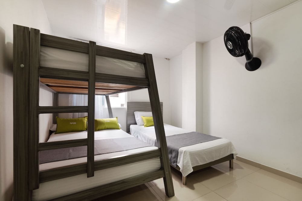 Hotel Exito 23/30