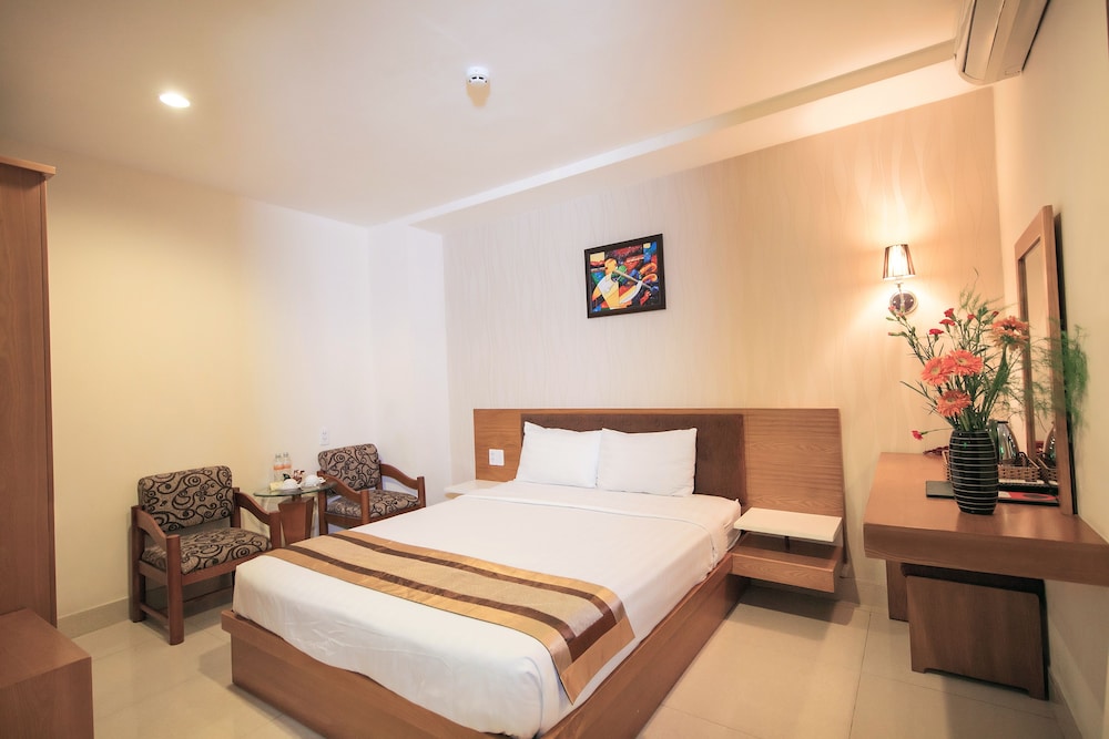 Valentine Hotel 22/50