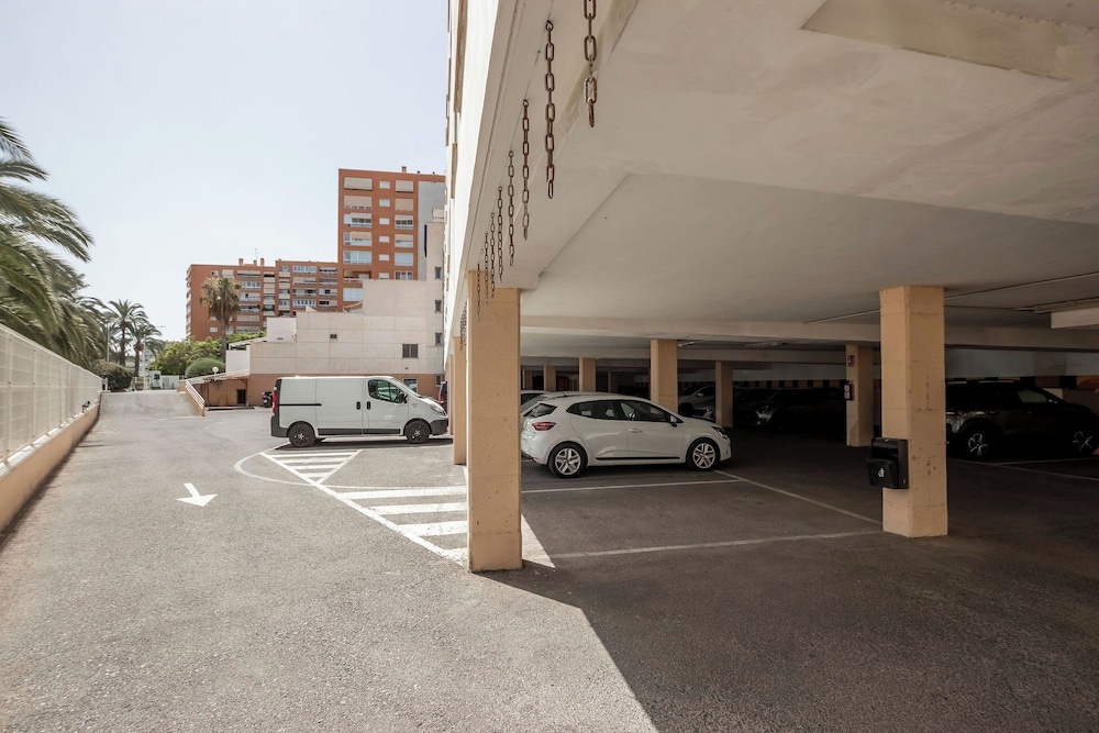 Travelodge Alicante Puerto 74/82