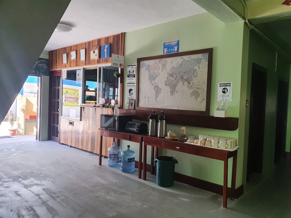Caye Caulker Plaza Hotel 11/57