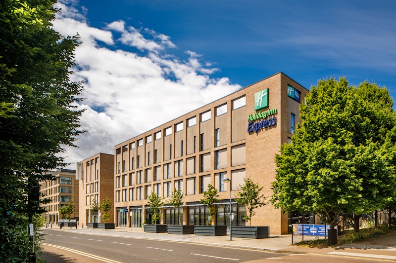 Holiday Inn Express London - Excel 60/64