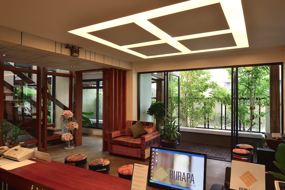 Burapa Boutique 48/67