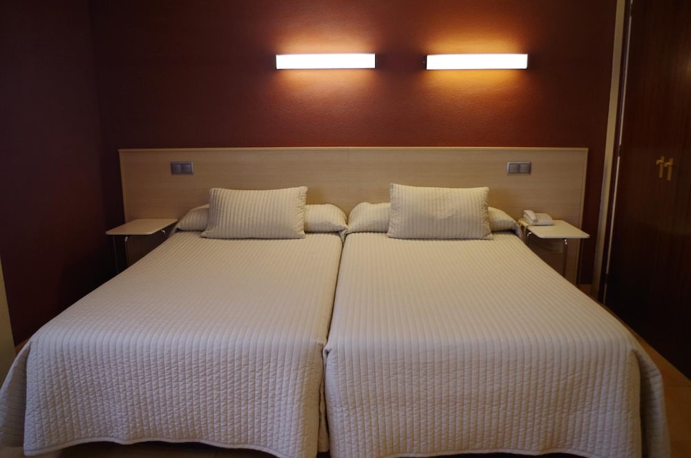 Hotel Alaiz 4/17