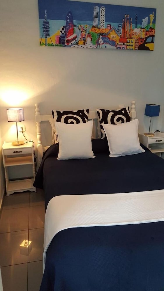 Hostal Parisien 7/32