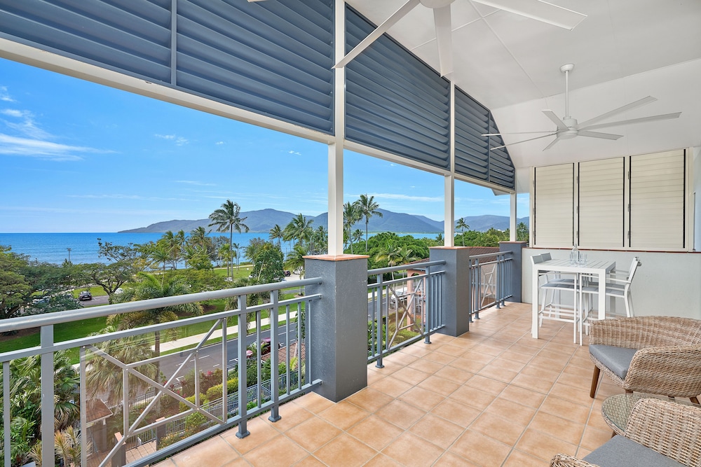 NORTH COVE WATERFRONT SUITES 5/58