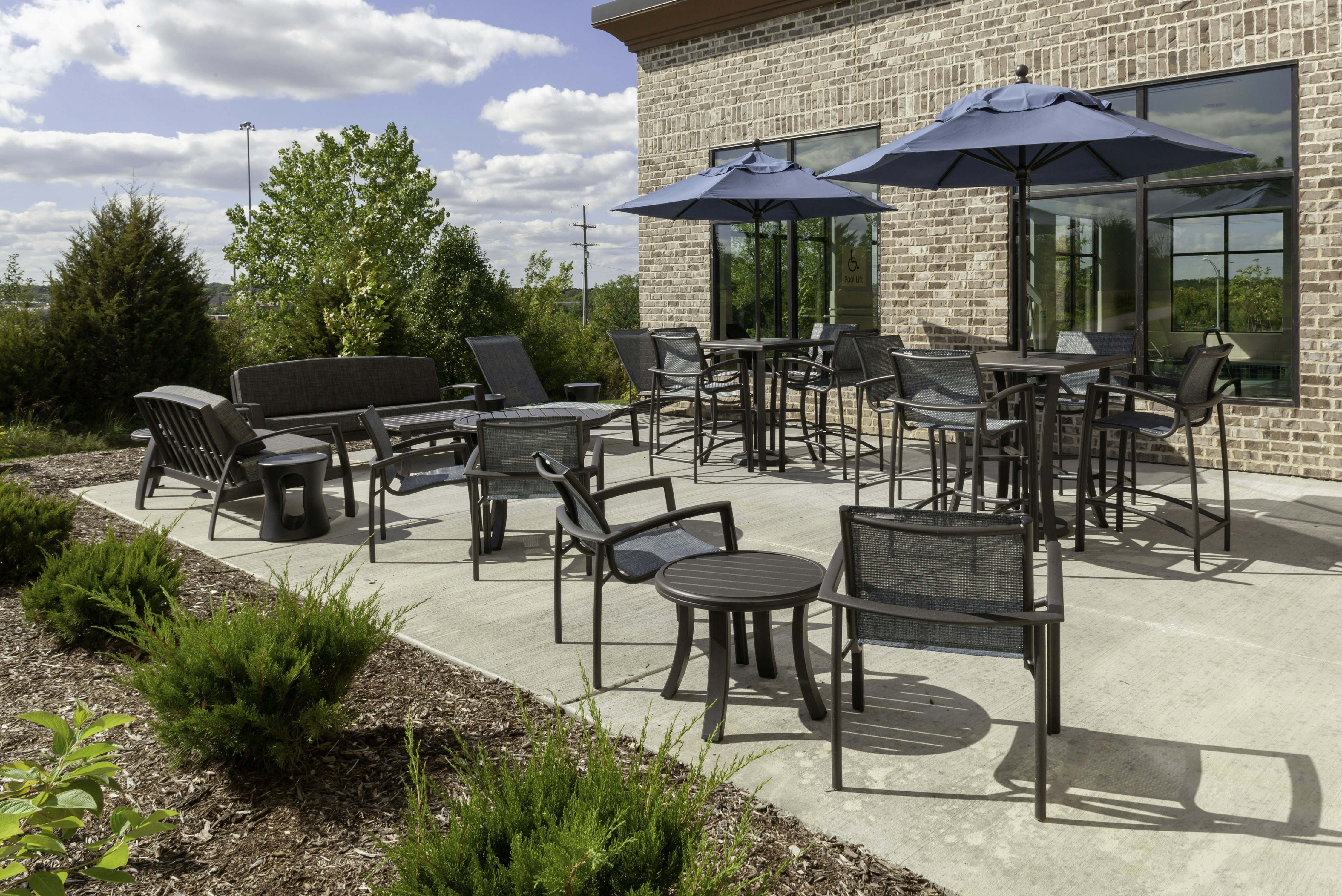 Hampton Inn Suites Overland Park South Ks 23/44