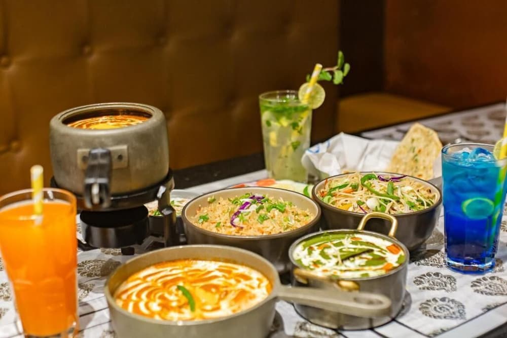 AIRPORT HOTEL DELHI 37 34/64