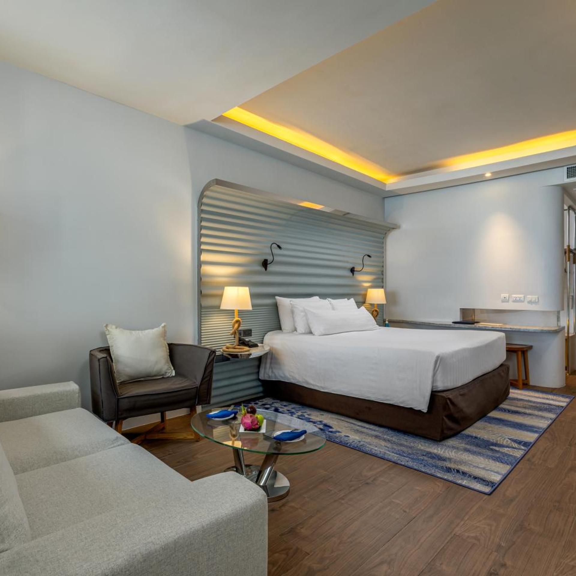 Suite, Ocean View