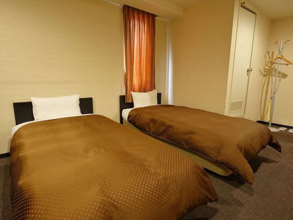 Grampus Inn Osaka 33/50