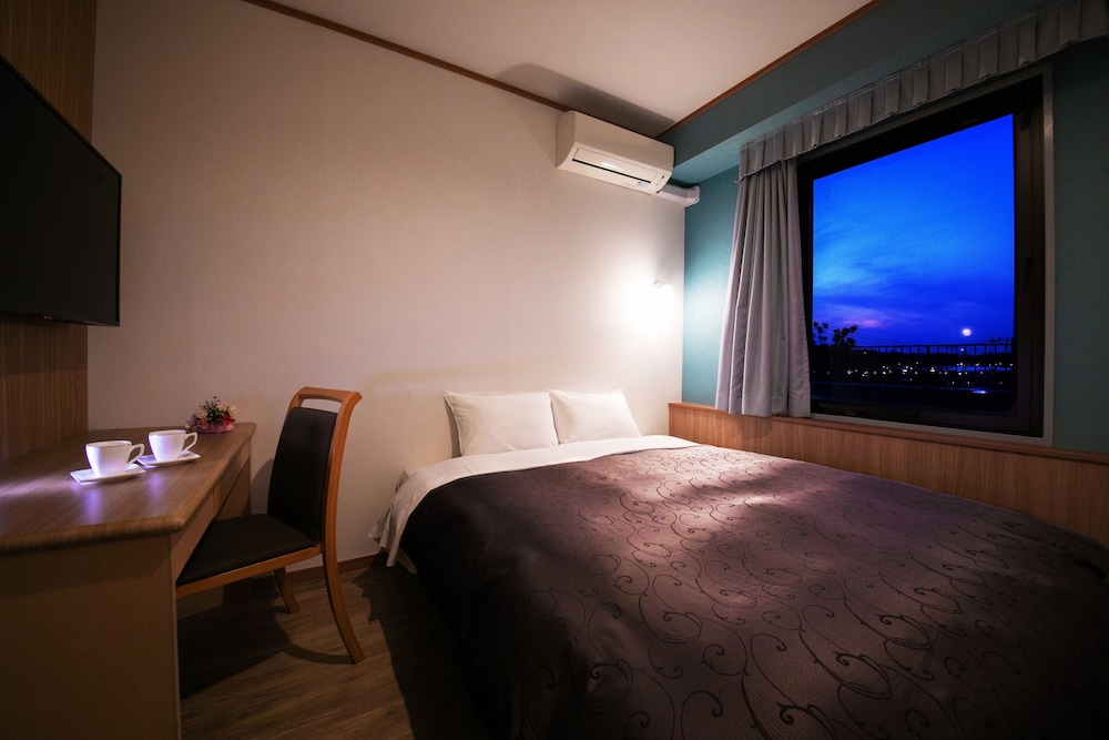 Mito Hotel Season 13/40