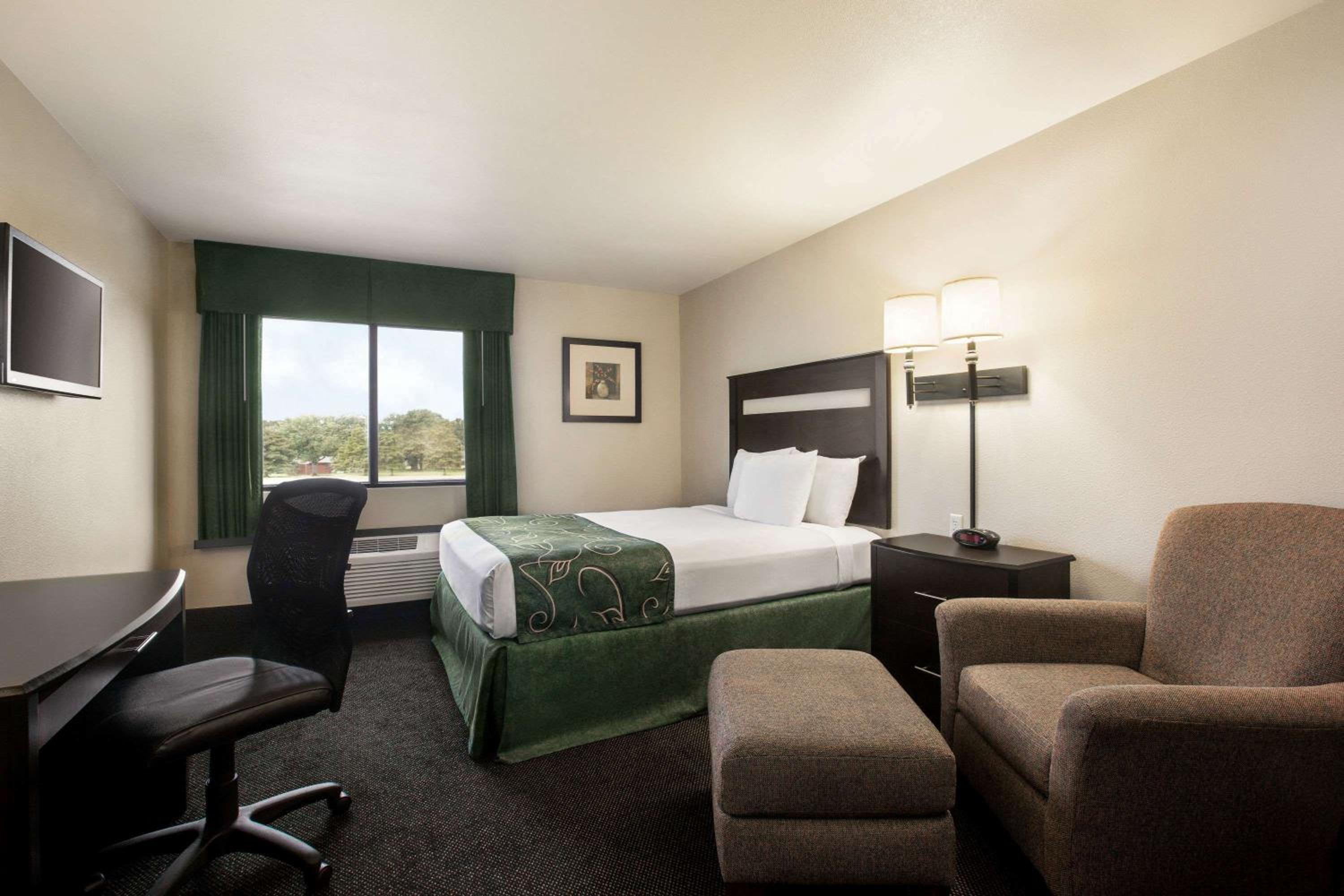 Deluxe, Double Bed, Accessible