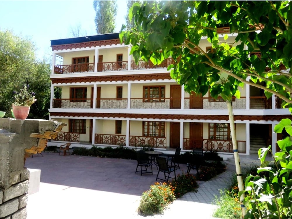 Hotel Abu Palace 5/49