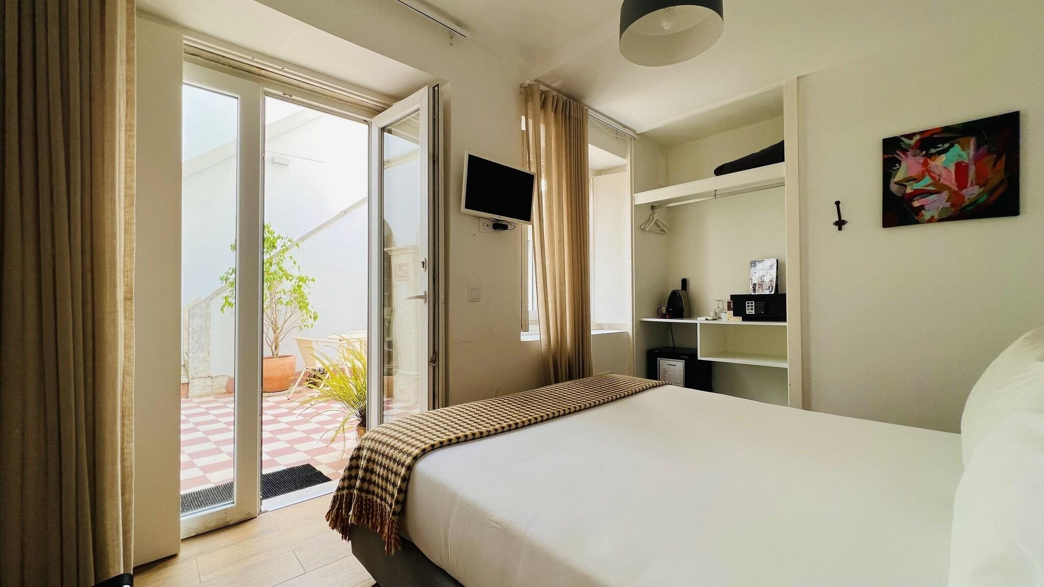 Economy, Double Bed