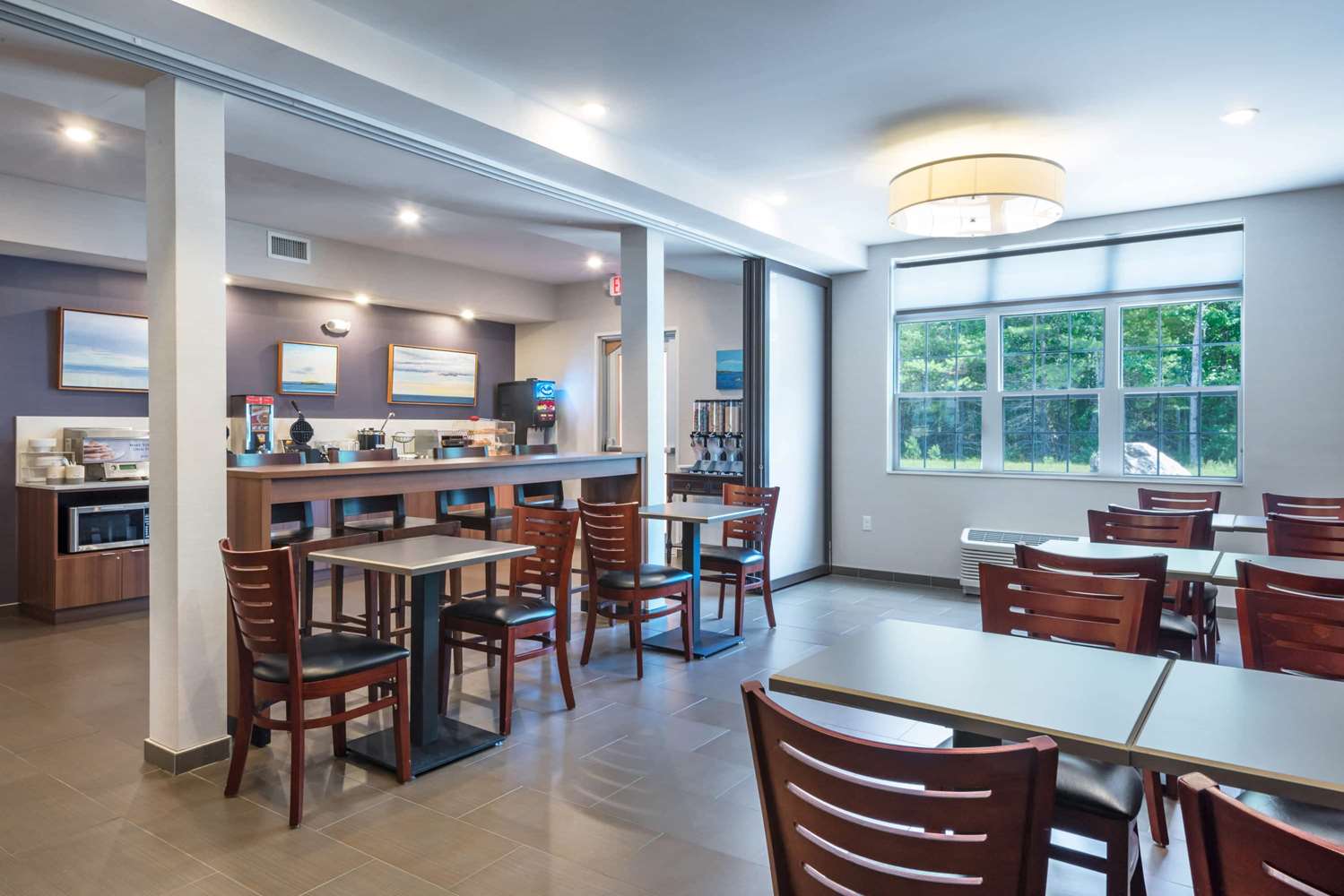 Microtel Inn & Suites By Wyndham Windham 23/41