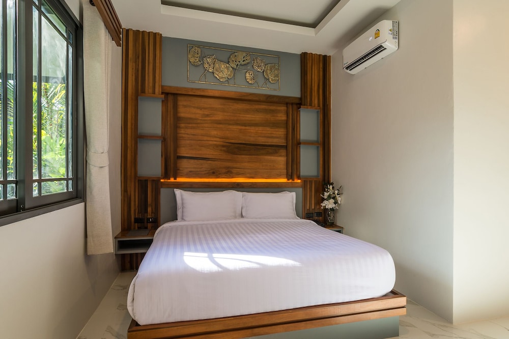 Loy Chalet 14/36