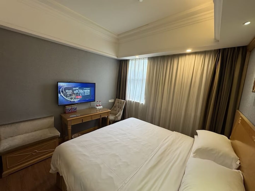 Vienna 3 Best Hotel (Guangzhou Convention & Exhibition Center Chigang Road) 37/55