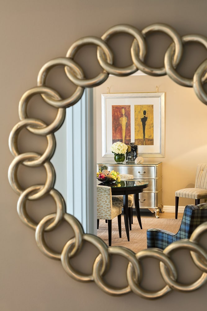 Warwick Paris Champs-Elysees 44/64