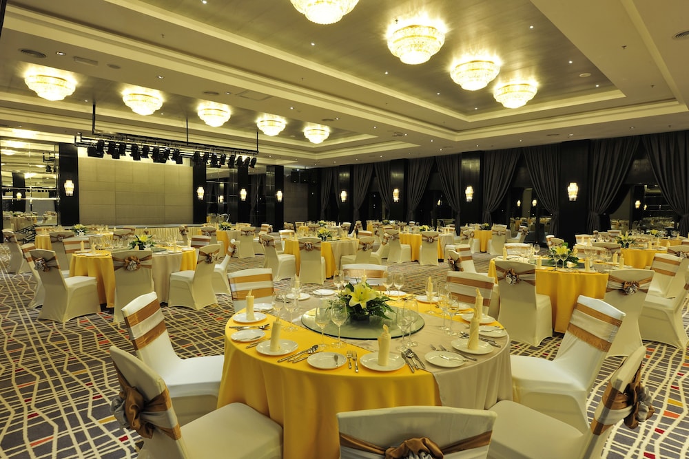 Ming Garden Hotel And Residences 53/69
