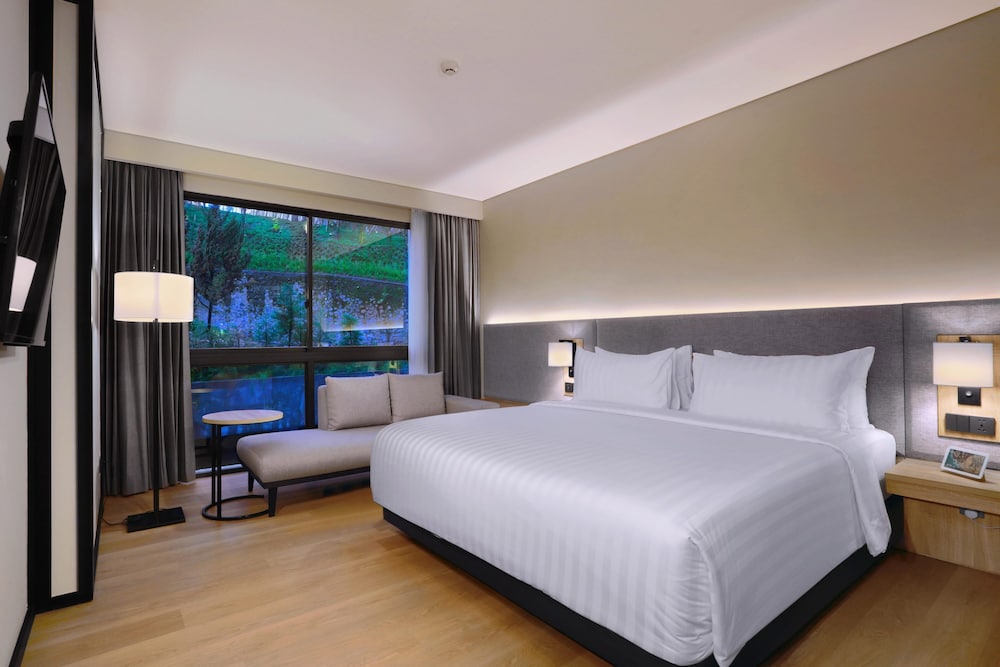 Grand Aston Puncak Hotel and Resort 16/50