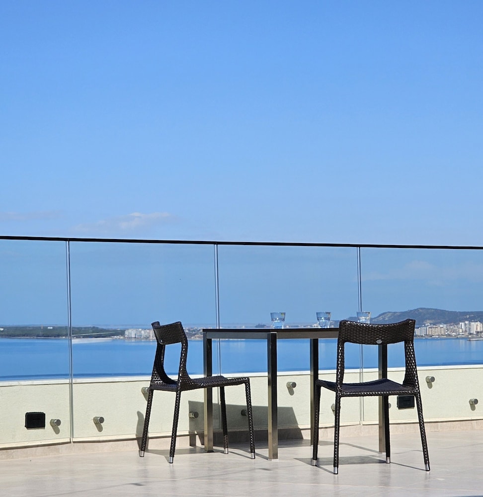 Valza Boutique Hotel 57/64