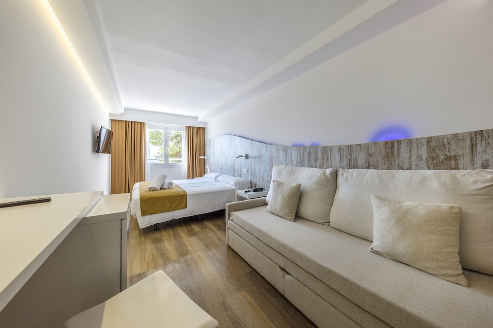 WelikeHotel Triton beach 39/48