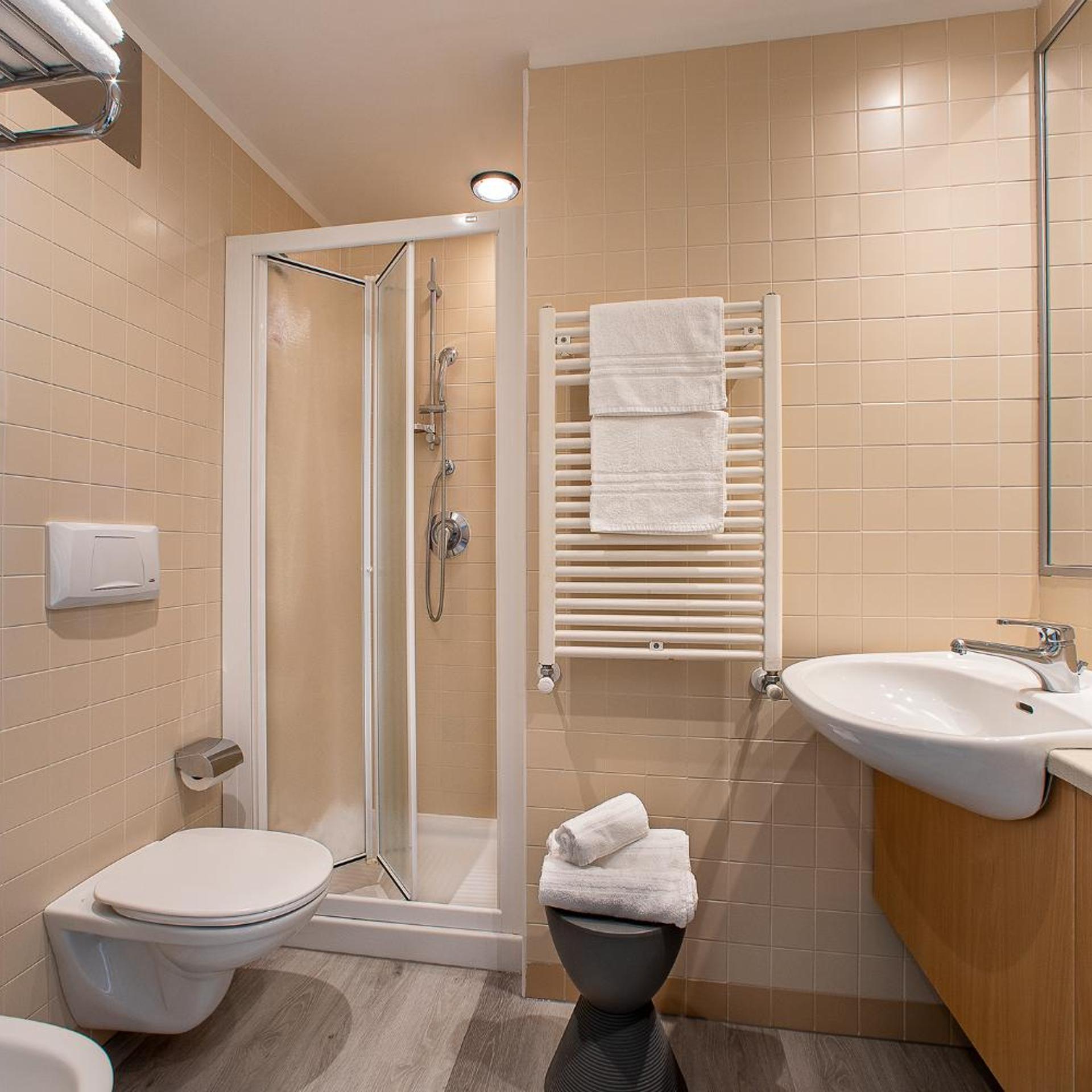 غرفة رباعية، Hotel Rosanna 3 Stelle Superior 3/4