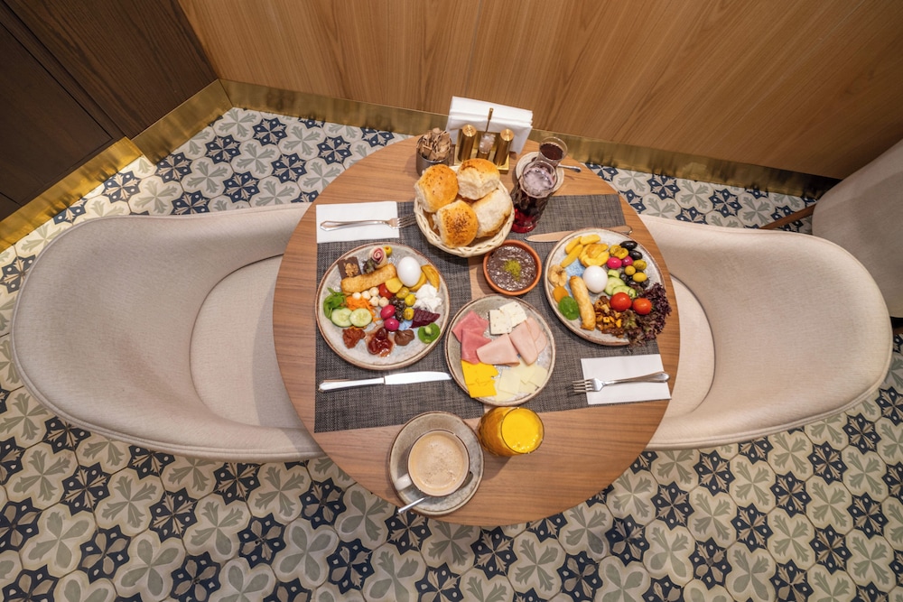 Rayelin Hotel Old Town 47/50