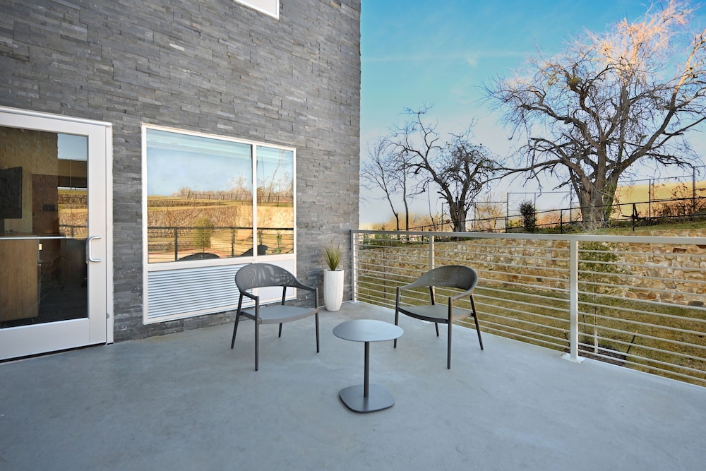 TownePlace Suites by Marriott Dallas Rockwall 11/29