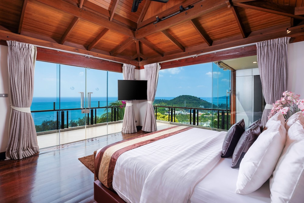 Koi Signature Villa 16/67