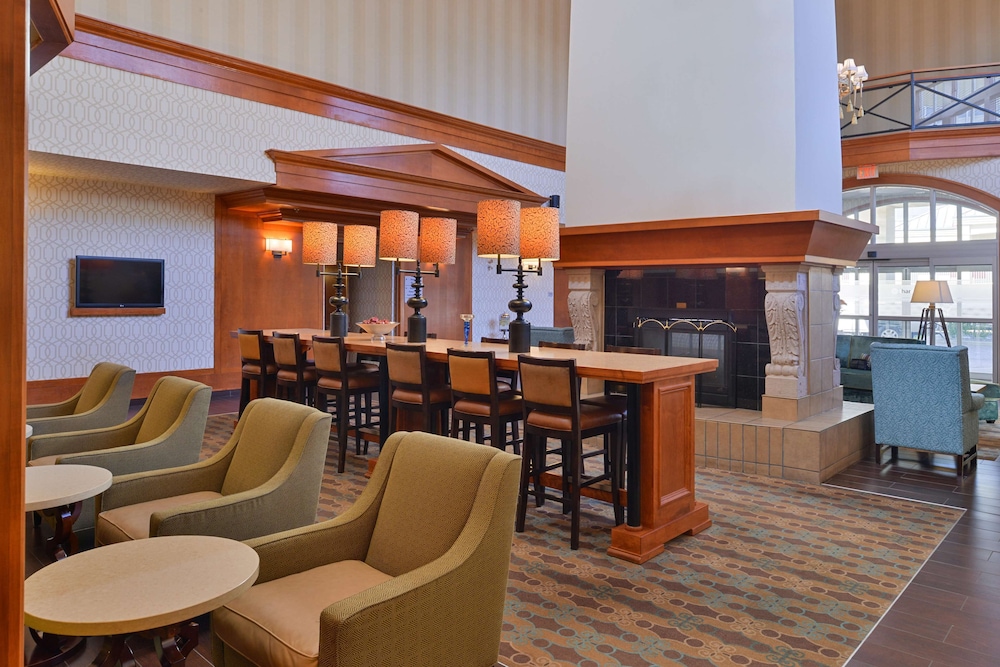 Hampton Inn & Suites By Hilton Calgary- University Northwest 48/61