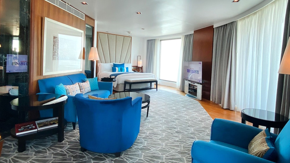 Intercontinental Marine Drive Mumbai 42/78