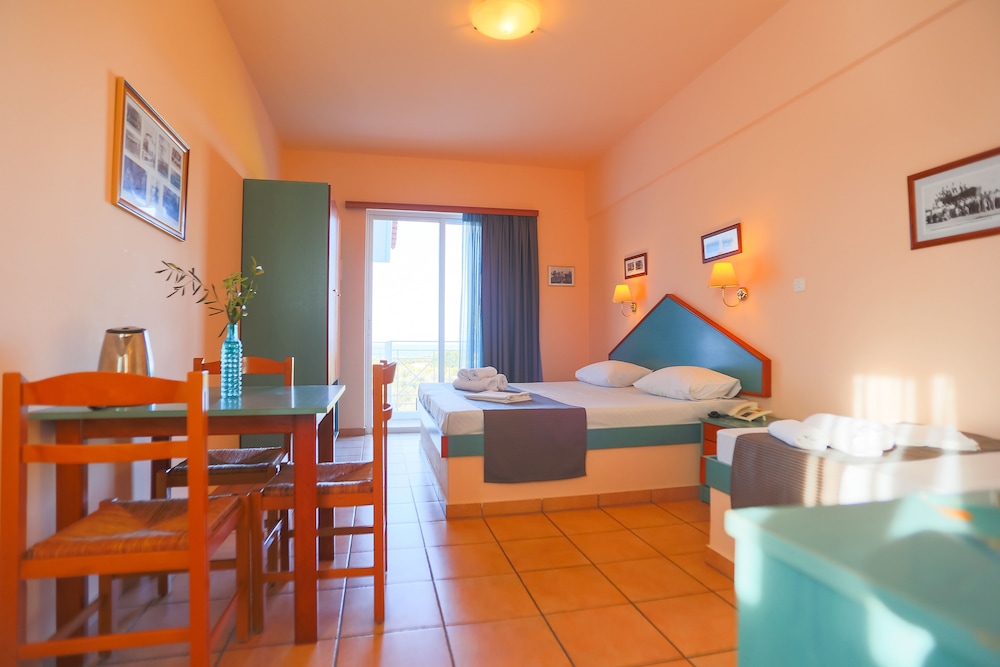 Filoxenia Hotel Apartments 12/51