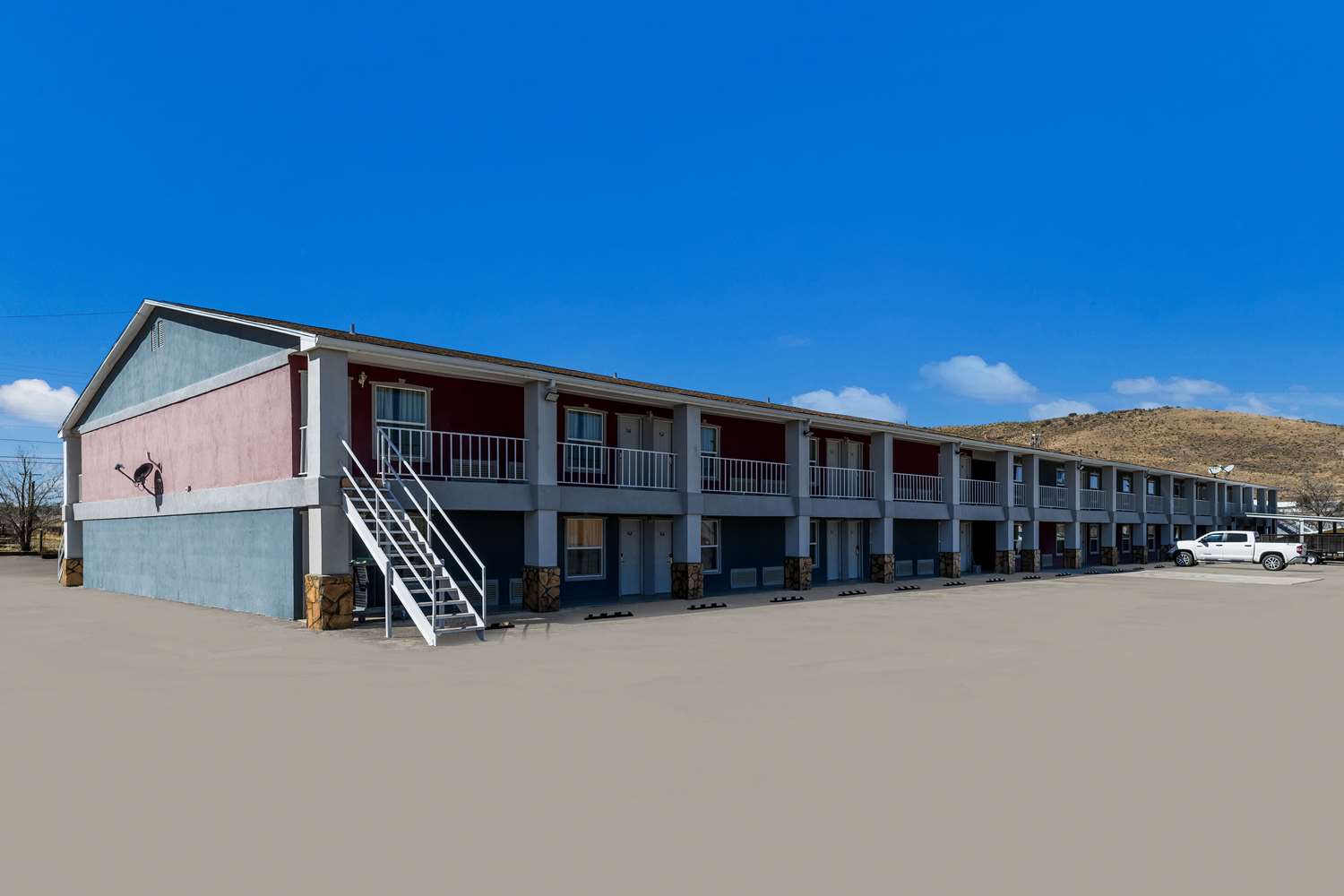 Americas Best Value Inn Alpine 8/33