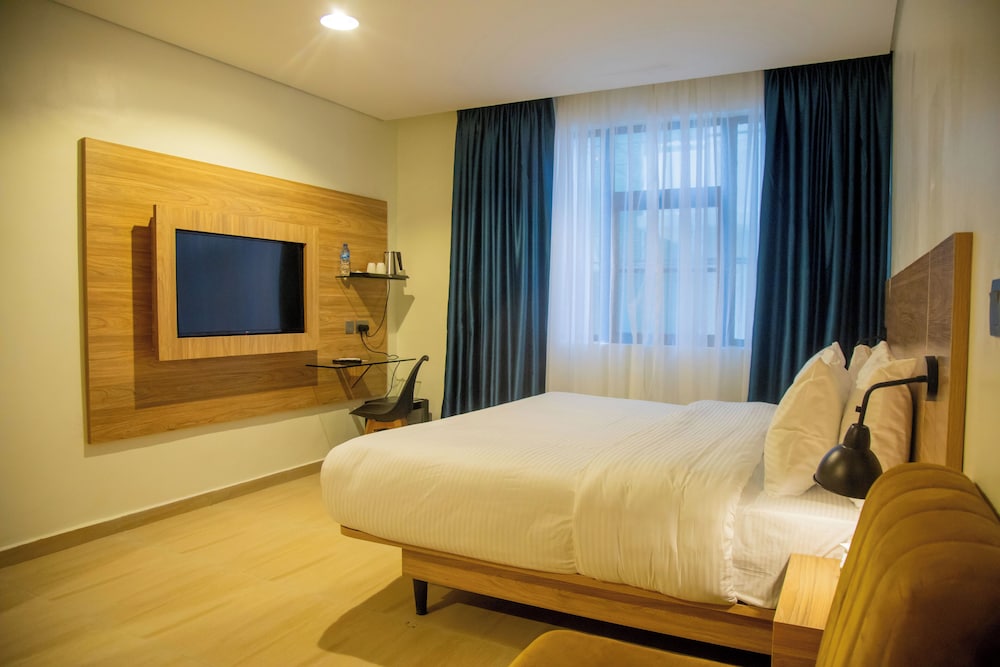 Hotelinn Oniru 7/16