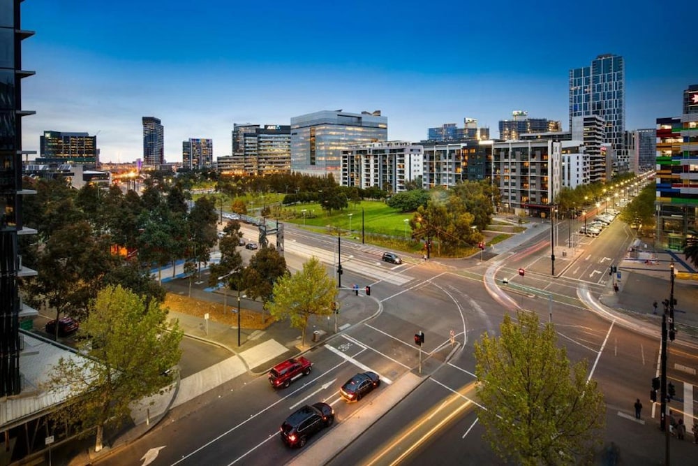 Quest Docklands photo3