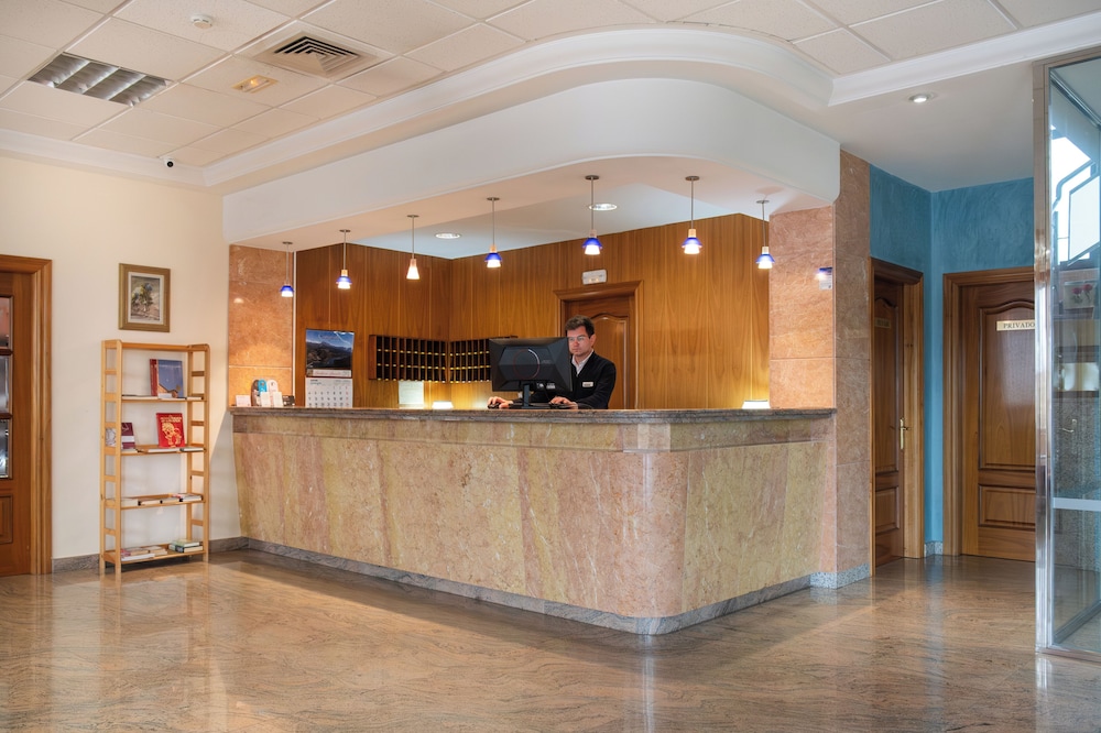 Hotel Checkin Basic Leon Norte 7/46