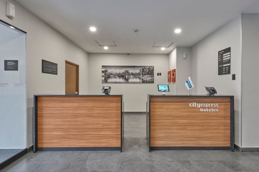 City Express by Marriott Ciudad de Mexico Tlalpan 10/56