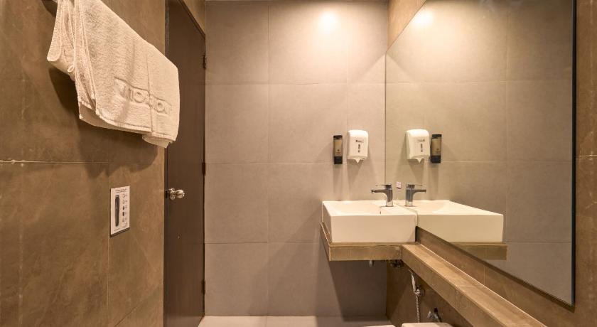 Victoria Court Suites 44/49
